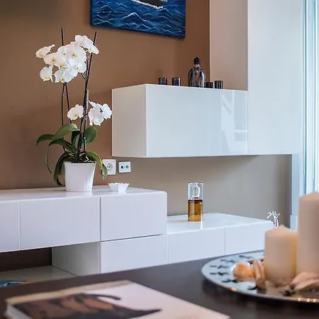 Feriehus Thalassa Luxury PalaiónTsiflíkion